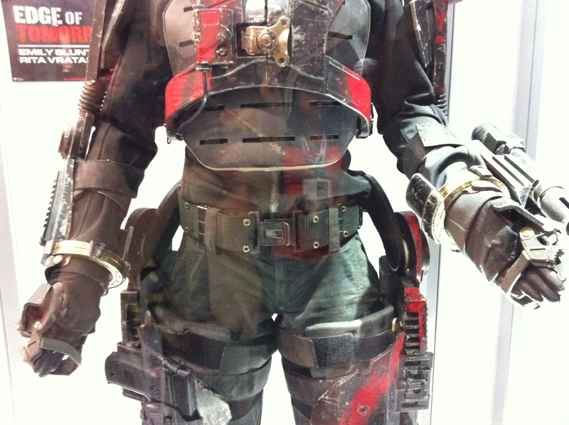 Illustration for article titled See Tom Cruise and Emily Blunt's mecha suits from Edge of Tomorrow